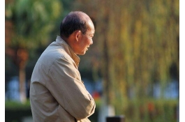 老人万元被骗，律秦私家侦探能否主持公道？